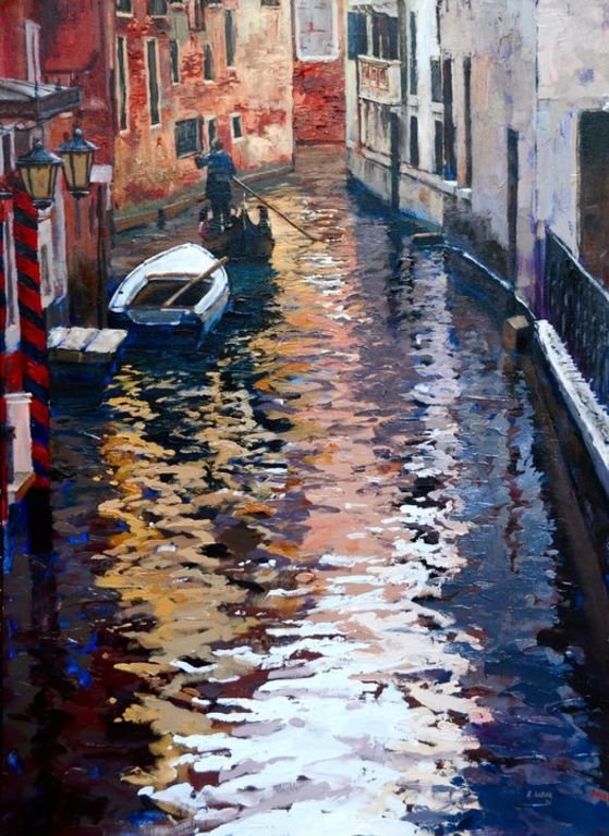 Venice between canals - rocioarrupe